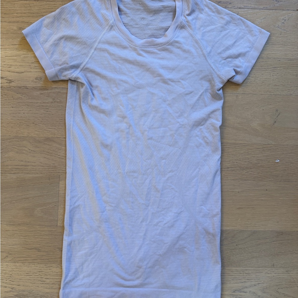 Lululemon Light Purple Swiftly Tech Tee